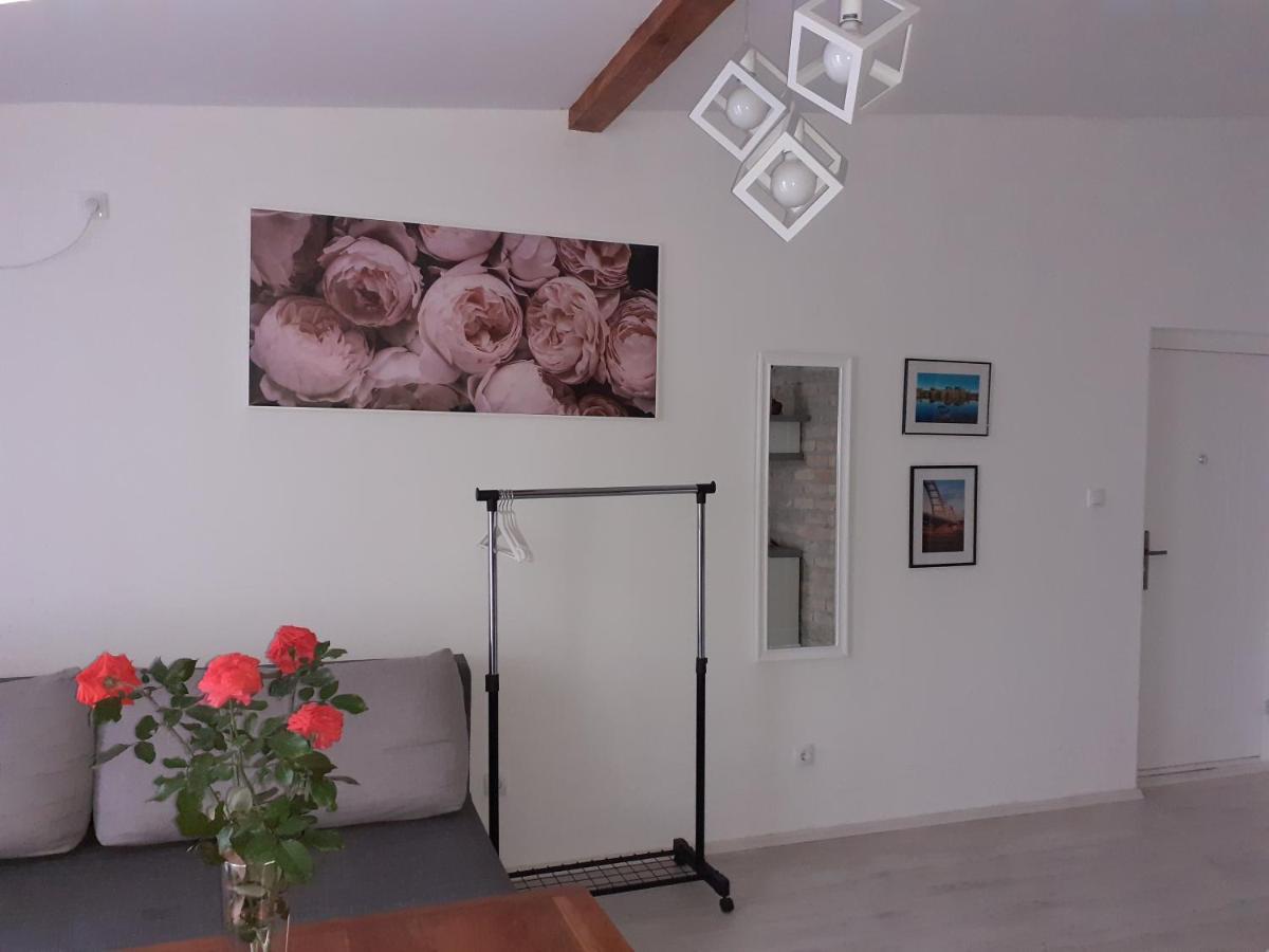 Flora Novi Sad Apartman Kültér fotó